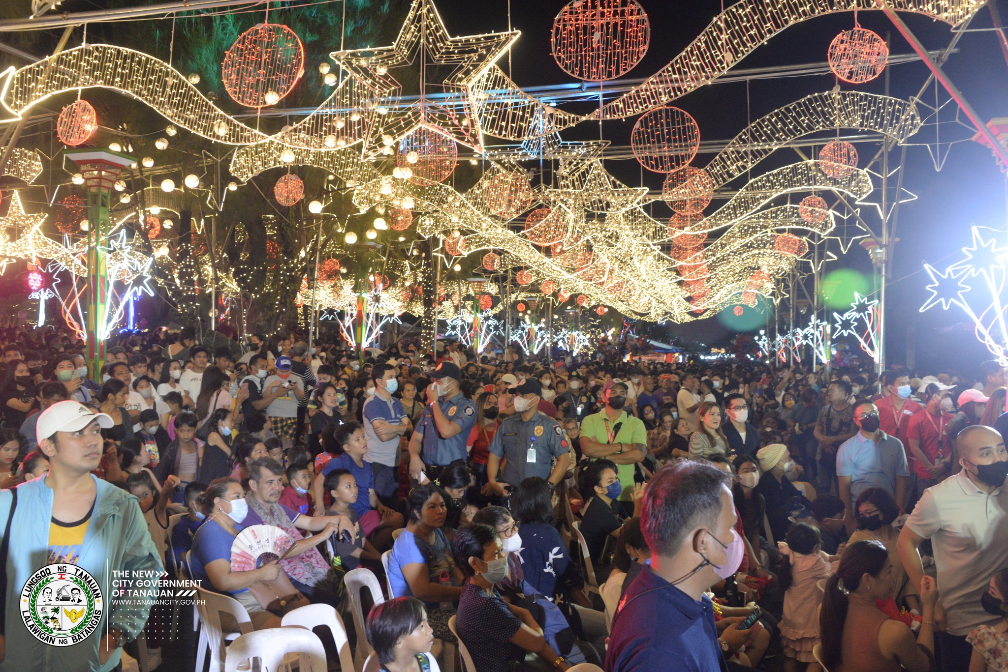 TANAW ang LIWANAG ngayong PASKO! Christmas Lighting
