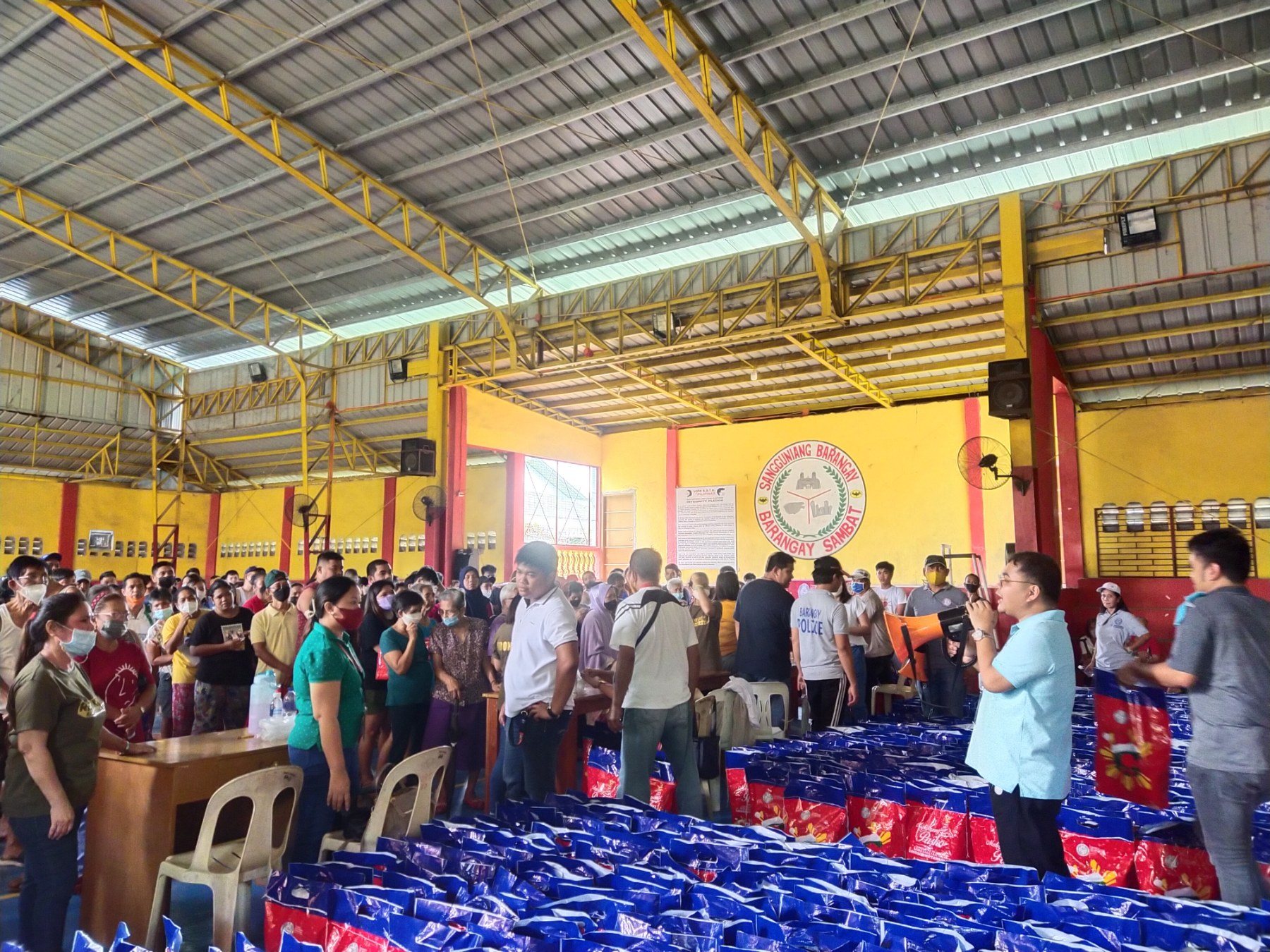First Wave ng Pamaskong Handog ng Pamahalaan ng Lungsod ng Tanauan, tagumpay na naipamahagi sa walong Barangay!