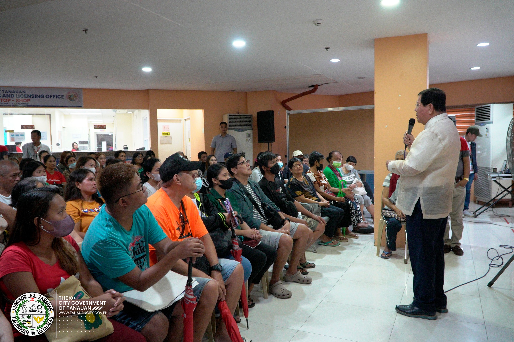 Local AICS para sa mga Tanaueño, ipinamahagi ni Mayor Sonny Perez Collantes!