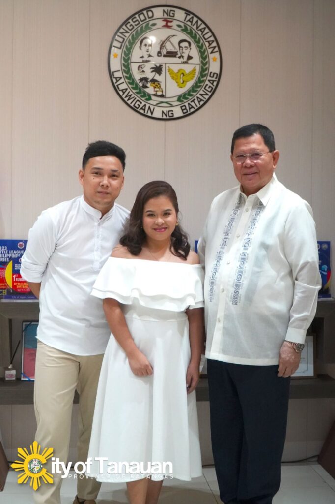 civil wedding tanauan city, mayor sonny collantes, mayor sonny perez collantes, tanauan city mayor, mayor of tanauan city batangas