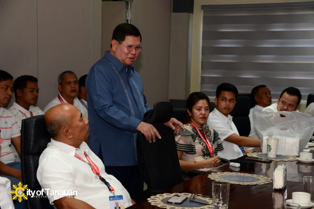 mayor sonny collantes, tanauan city mayor, mayor of tanauan city batangas