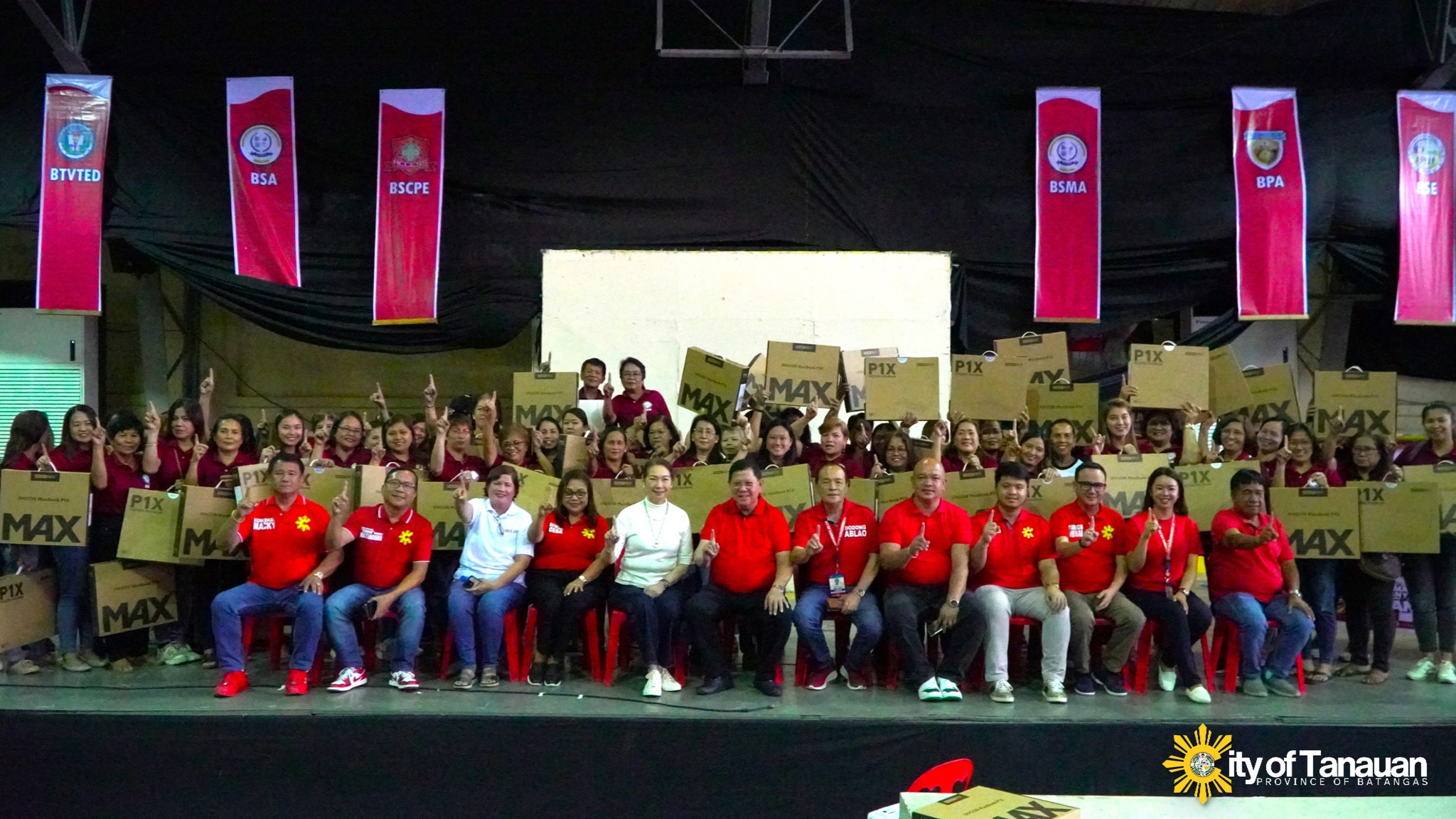 Mayor of Tanauan gives laptops to Child Development Workers