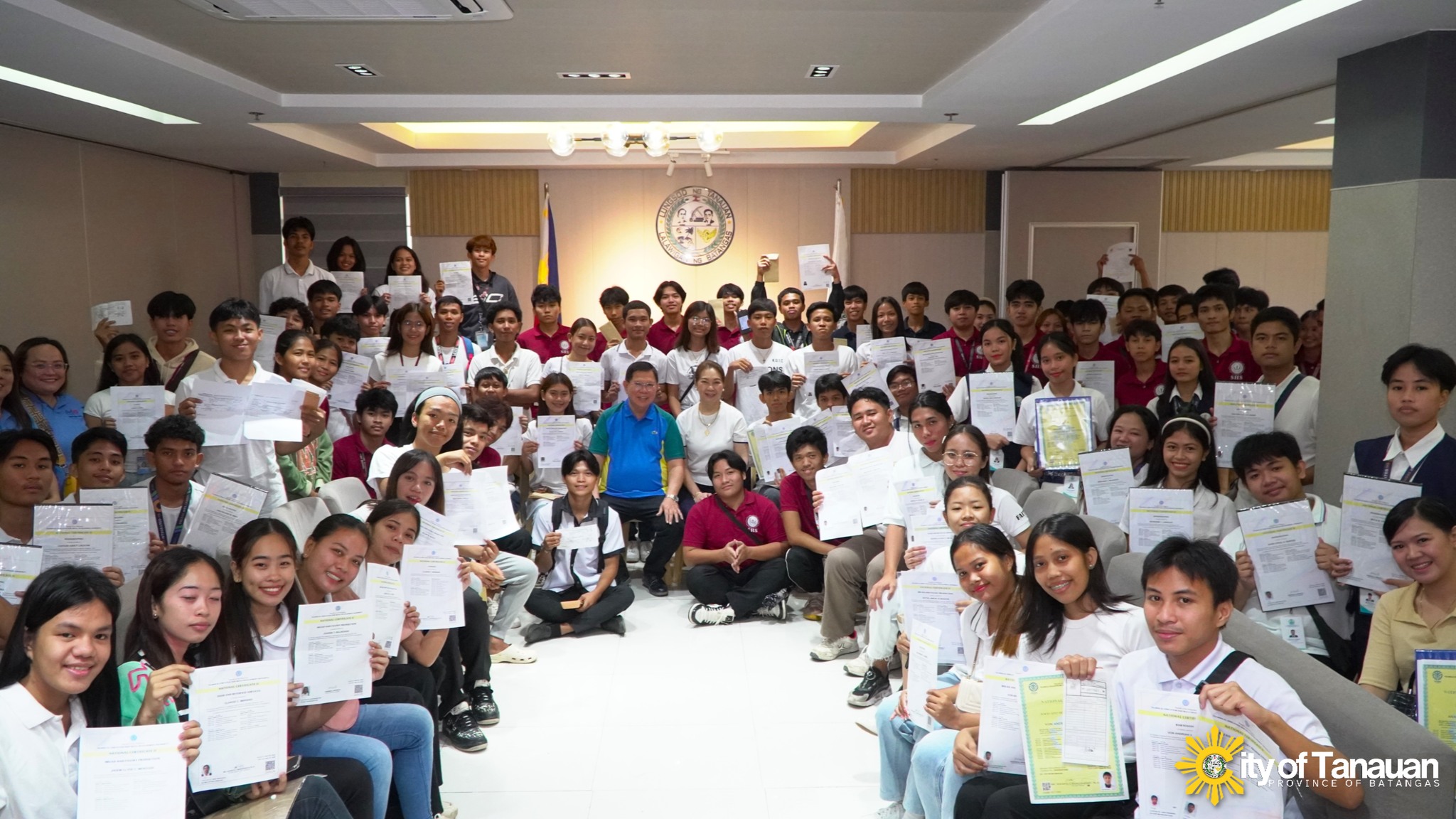 TESDA Graduates received cash allowance from Mayor Sonny