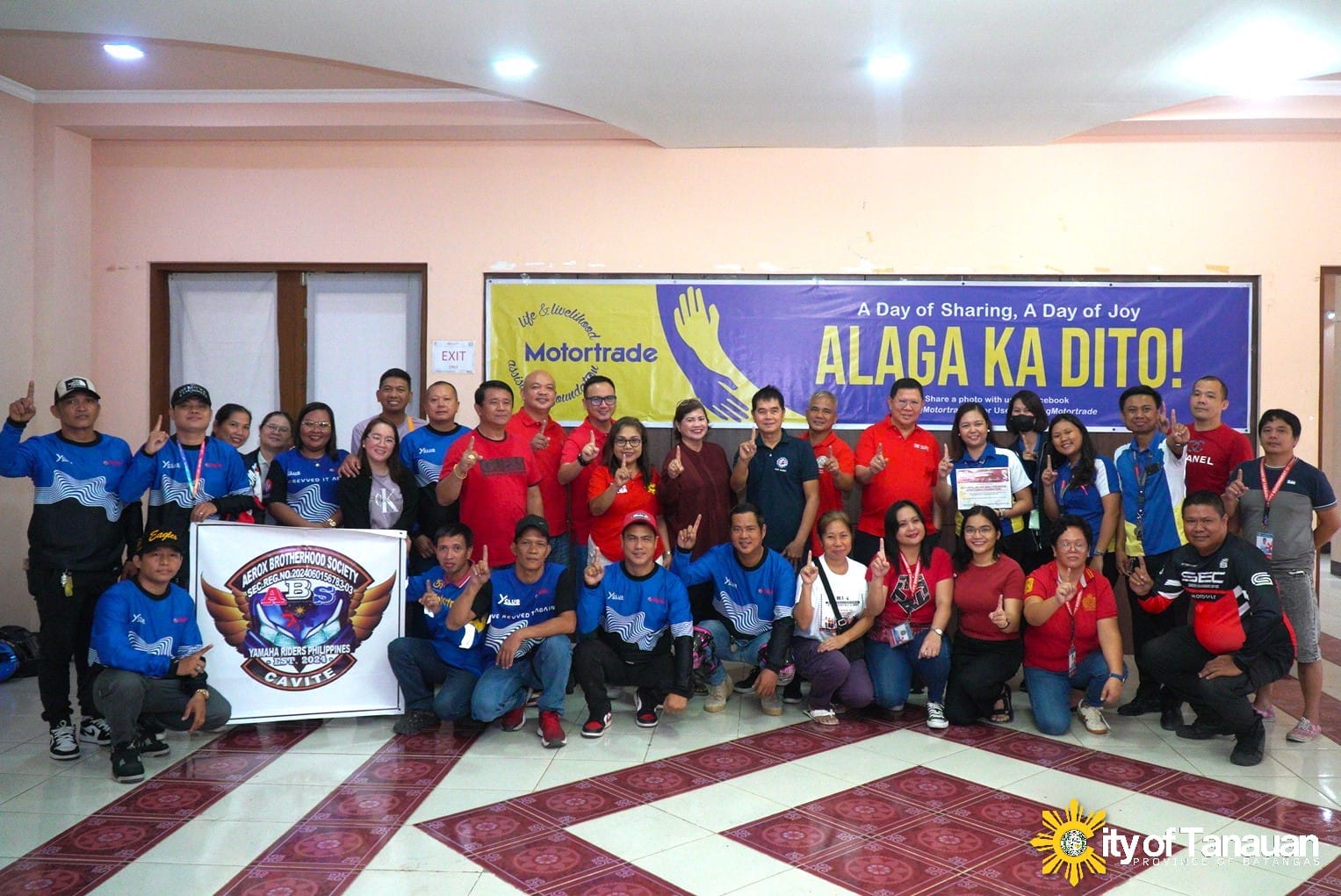 Motortrade Life and Live Assistance Foundation, nagpaabot ng relief packs para sa mga Tanaueño