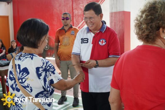 Local AICS para sa mga Tanaueรฑo, inihatid ni Mayor Sonny Perez Collantes!