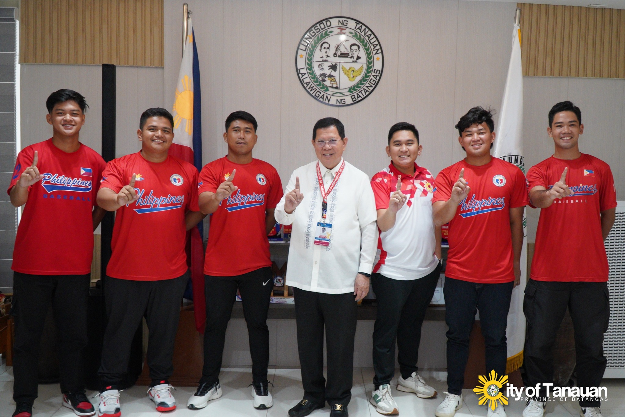 Good Luck, Tanaueño Baseball Players!