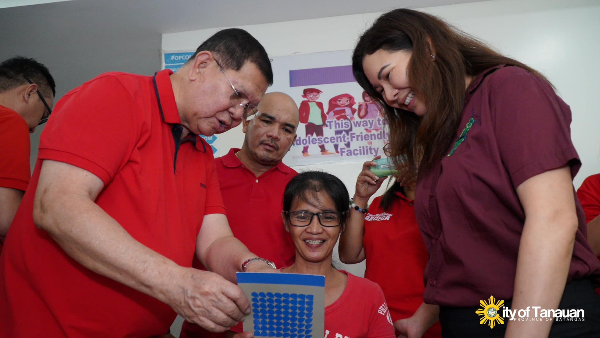 Free Corrective Eyeglasses, ipinaabot ni Mayor Sonny at Tanauan CHO!